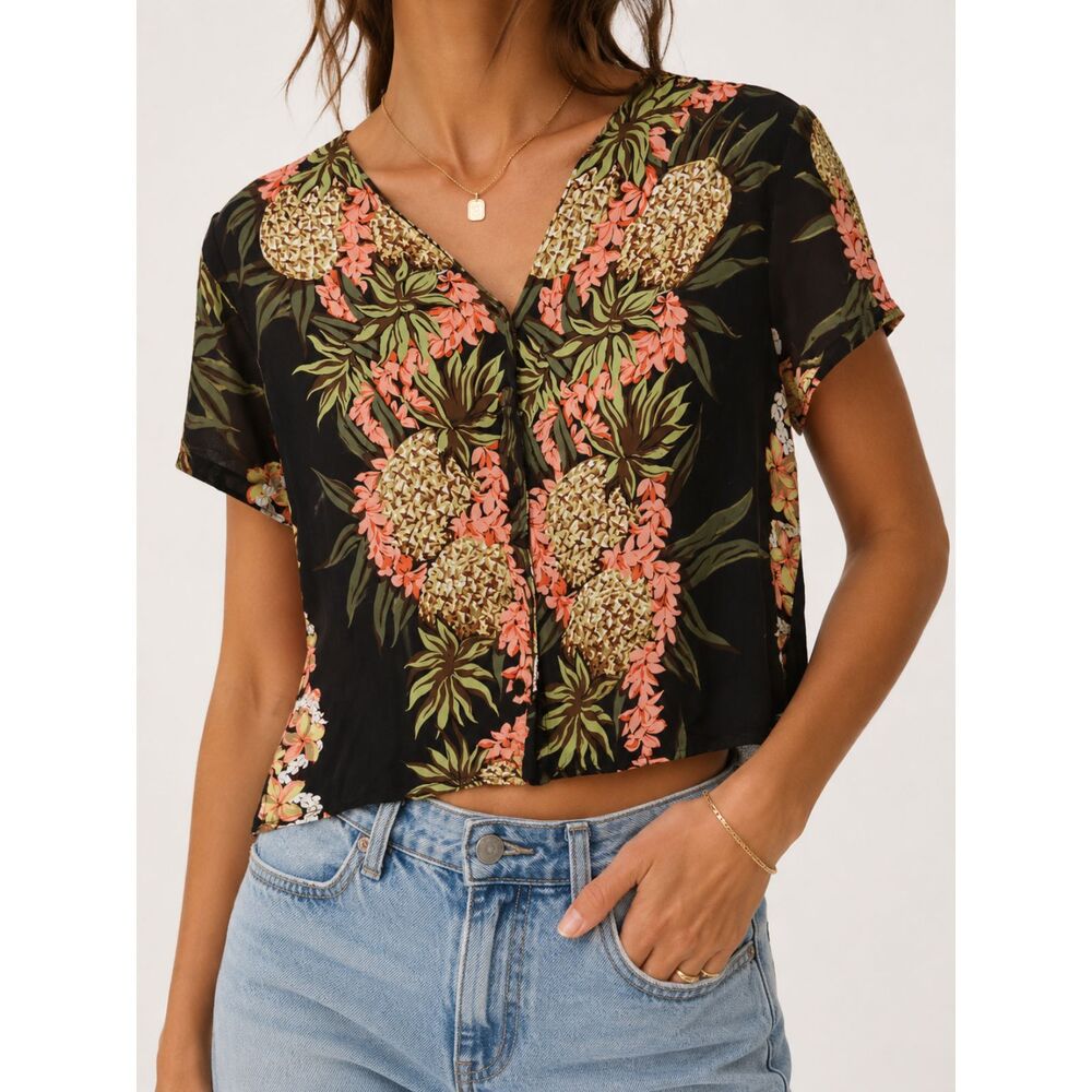 Vintage Hilo Hattie Hawaiian Rayon Button Down Crop Top Pineapple Floral L